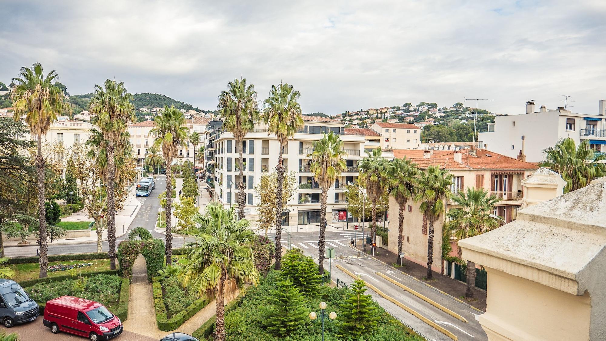 Casino Des Palmiers Hotel 4*